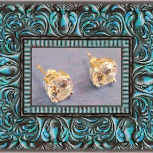 925 Sterling Silver Stud Earrings With Clear Crystals Classy & Elegant